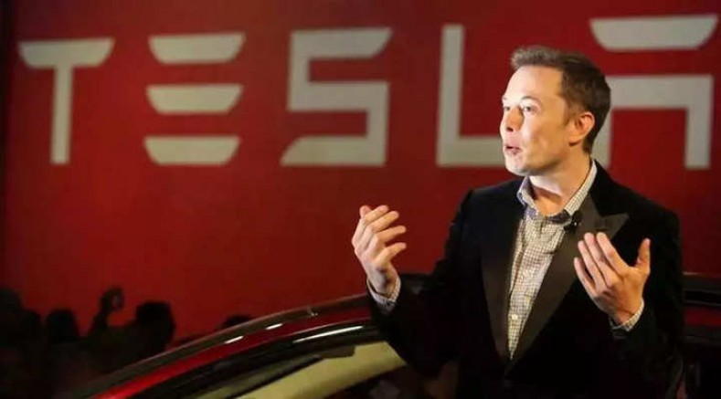 Elon Musk'ın bir sonraki hedefi  otonom sürüş: Çinli yetkililerle görüştü