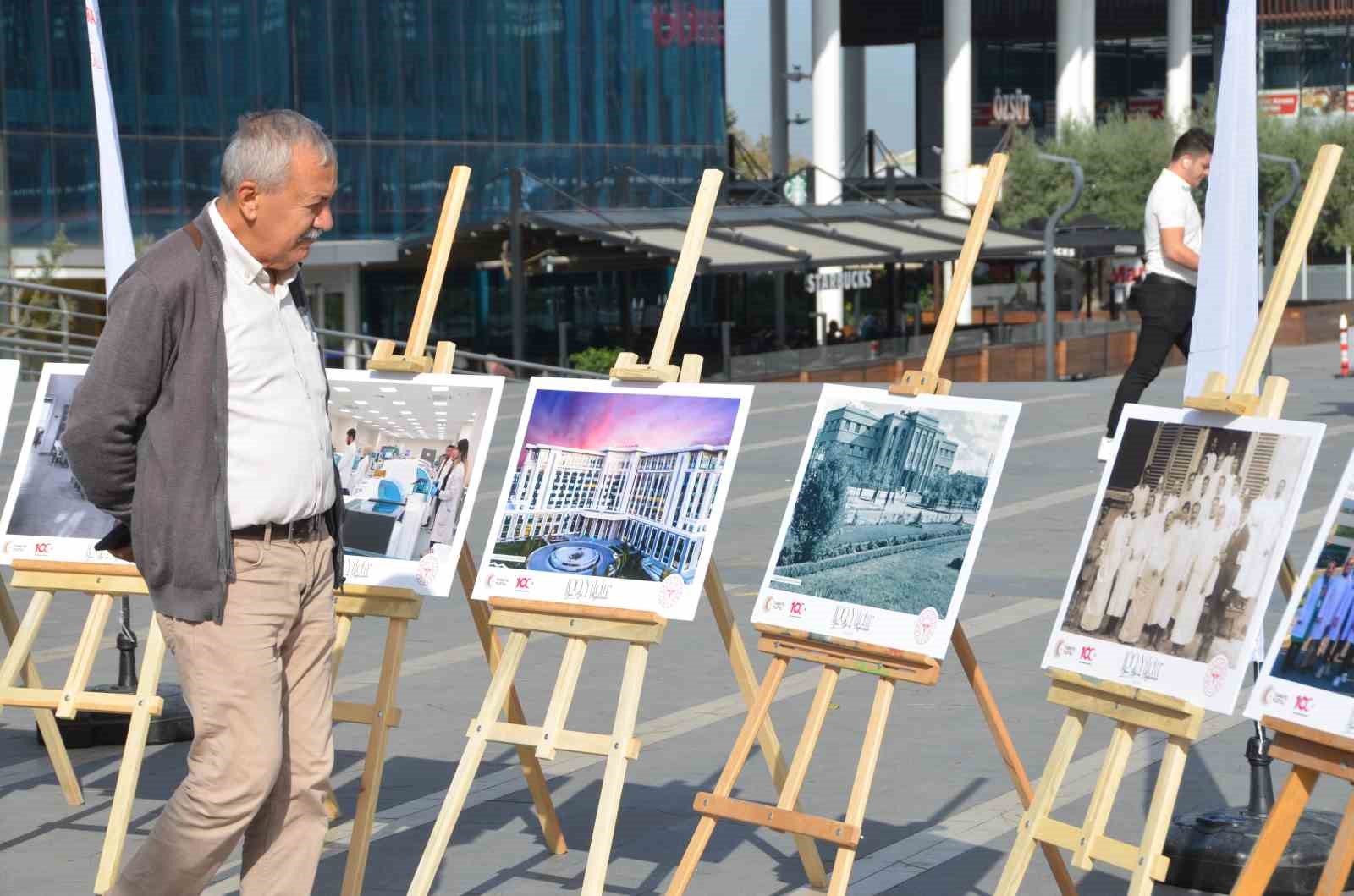 100 Yıldır Aynı Aşk Ve Heyecanla Fotoğraf Sergisi Açıldı