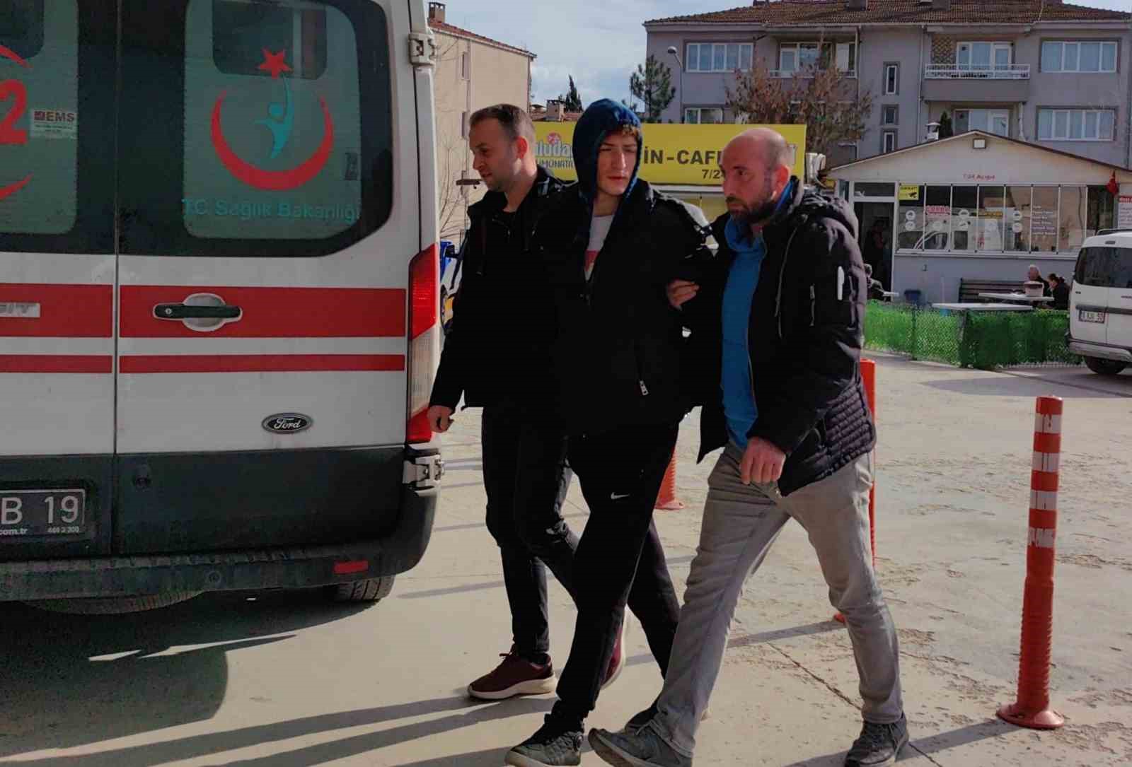 2 Kişiyi Bıçaklayan Şahıs Tutuklandı
