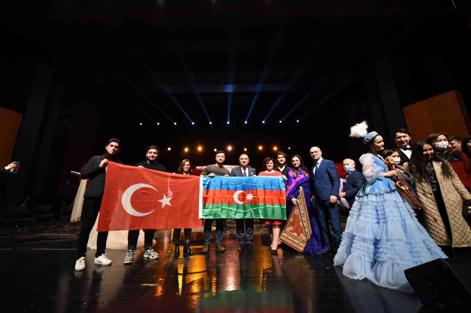 Bursa'da Dev Konser