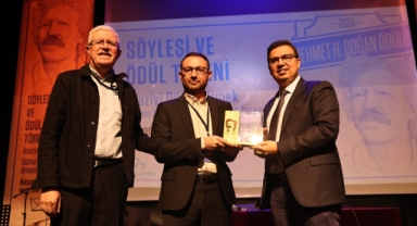 8. Mehmet H. Doğan Ödülü'nün sahibi Hasan Turgut oldu