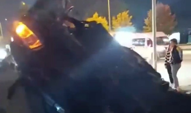 Direksiyon hakimiyetini kaybeden sürücü otomobiliyle takla attı