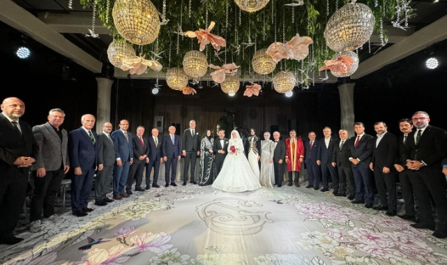 Eski Karacabey Belediye Başkanı Özkan'ın mutlu günü