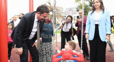 Osmangazi'de İsmet Paşa Parkı hizmete açıldı