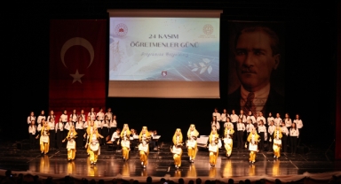24 Kasım Öğretmenler Günü Bursa'da kutland