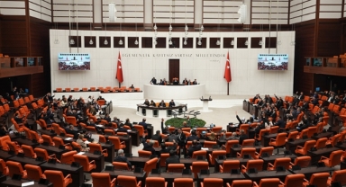 Ankara Büyükşehir Belediye Meclis Toplantısı’nda konser gerginliği