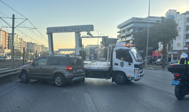 Araç başında kalp krizi geçirdi, 2 otomobile çarparak durabildi