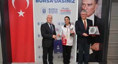 Başkan Bozbey, dünya şampiyonu Dilek Yavaş’ı ağırladı