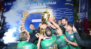 Başkanlık Kupası’nın sahibi ‘Amazonlar’ ve ‘Spor İşleri’