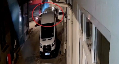 Bursa'da iki araç kafa kafaya çarpıştı: 3 yaşındaki bebek yaralandı