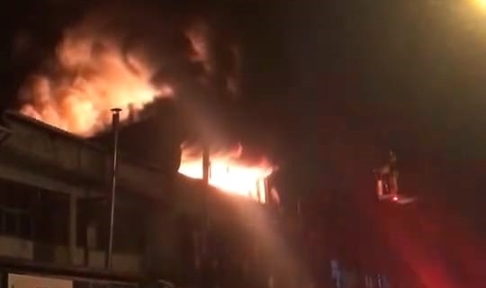Bursa'da korkutan yangın büyümeden söndürüldü