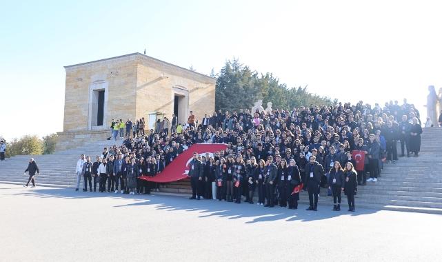 Bursalı 550 genç, Anıtkabir'de