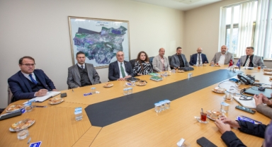 Büyükşehir, kıyı ilçelerindeki üreticileri dinledi