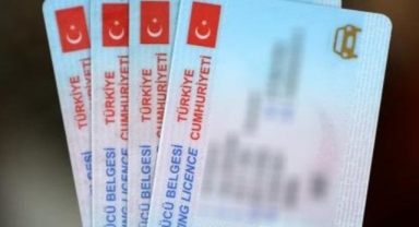 Eski tip ehliyetleri yenileme süresi uzatıldı