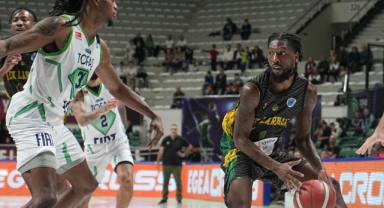 FIBA Europe Cup: Tofaş: 93 - Petrolina AEK: 61