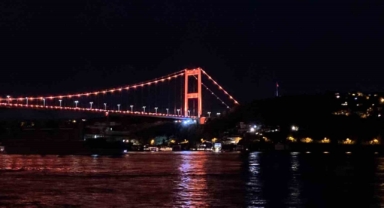 FSM Köprüsü ve Yavuz Sultan Selim Köprüsü lösemi farkındalığı amacıyla turuncuya büründü