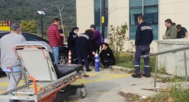 İplik fabrikasında zehirli gazdan etkilenen işçiler hastaneye kaldırıldı
