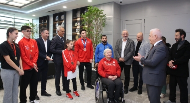 Şampiyon sporculardan Başkan Bozbey’e ziyaret 28.11.2024 18:22:34