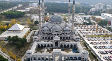 Uludağ Üniversitesi'ndeki cami ve külliye inşaatı yükseliyor