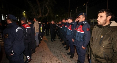 Vali Ayyıldız'dan güvenlik güçlerine ziyaret