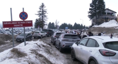 Uludağ'da sömestr öncesi otopark kaosu