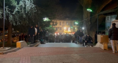 Yılın ilk sabah namazında binlerce vatandaş Ulucami'ye akın etti