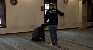 Kestel Belediyesi'nden camilerde Ramazan temizliği