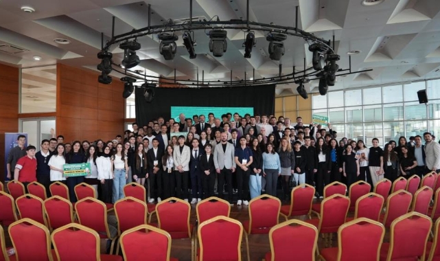 Bursa Erkek Lisesi’nden 3. geleneksel girişimcilik zirvesi