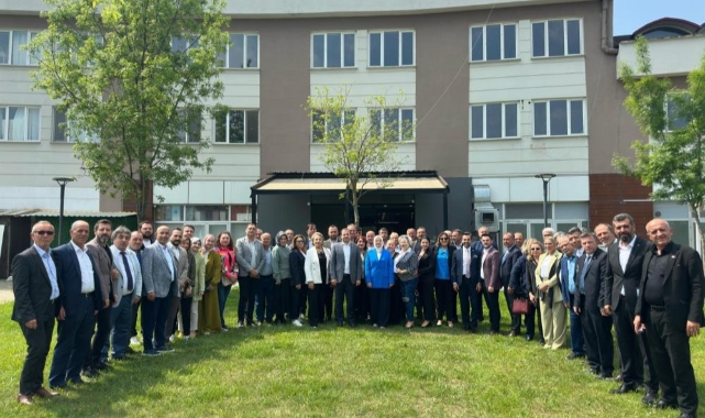 Nilüfer’de muhtarlar ile AK Parti Nilüfer teşkilatı bir araya geldi