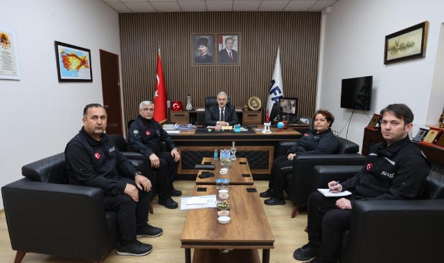 Vali Ayyıldız'dan AFAD'a ziyaret