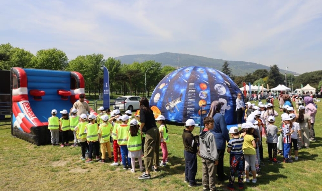 Bursa Uluslararası Spor Festivali’nde çocuklar doyasıya eğlendi