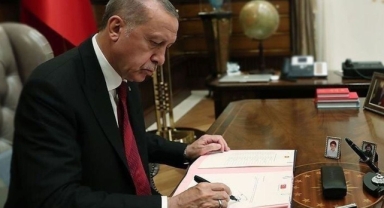 Cumhurbaşkanı Erdoğan imzaladı! Devlet memurlarına yarı zamanlı çalışma hakkı verildi