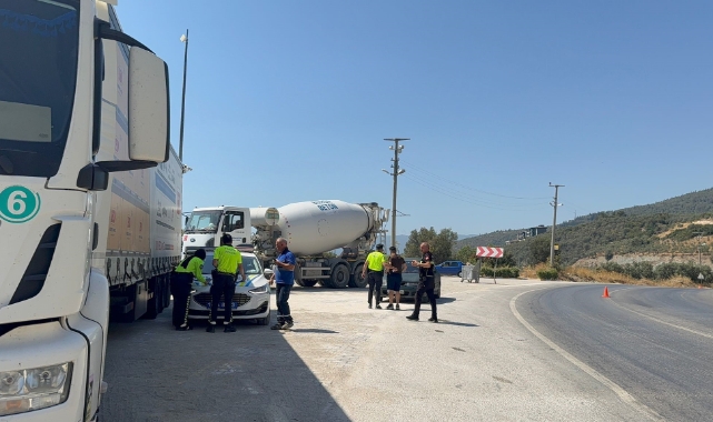 Gemlik Kumla-Armutlu yolunda radarlı denetim