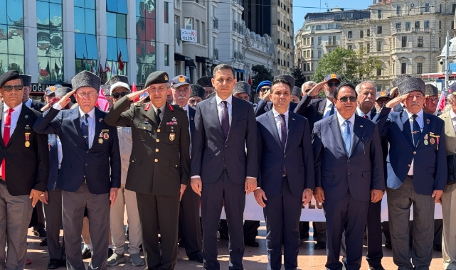 Kıbrıs Barış Harekatı’nın 51. yıl dönümü Kıbrıs gazilerinin katılımıyla Taksim’de kutlandı