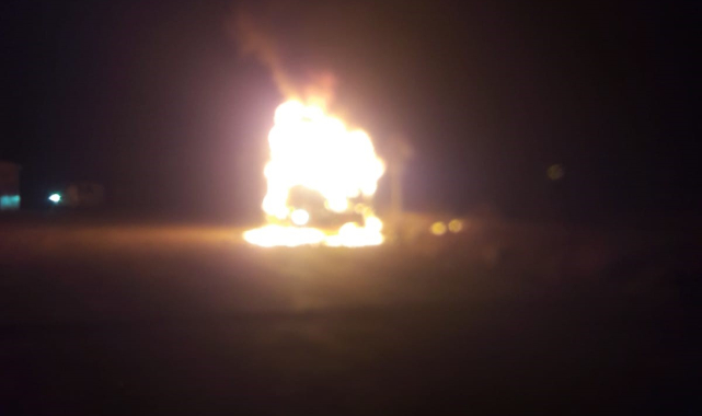 Gemlik-Bursa yolunda seyir halindeki tır alev topuna döndü