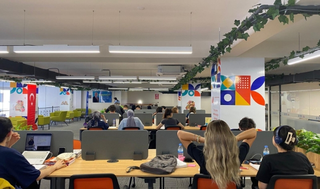 Gemlik Gençlik merkezi açıldı