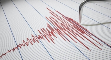 İran'da 5.4 şiddetinde deprem 