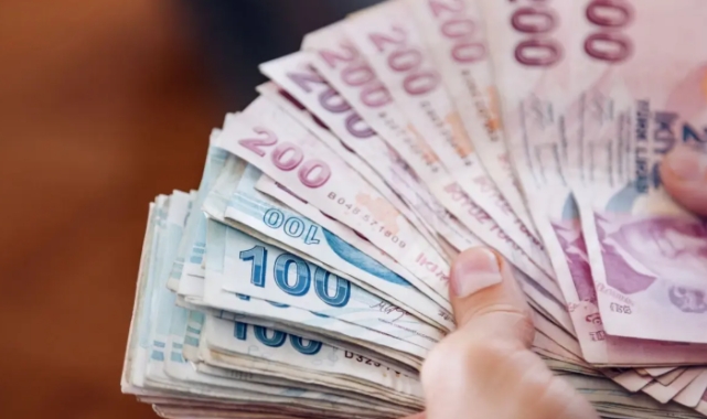 Milyonlarca Memur ve Emekliyi İlgilendiren Zam Kararı Resmi Gazete'de