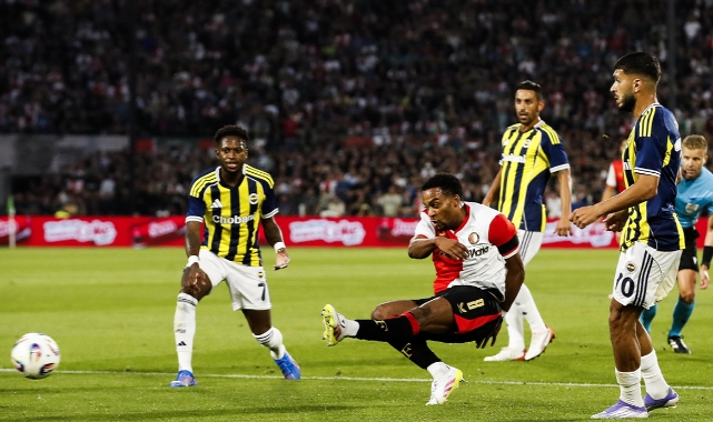 Tur İstanbul'a kaldı! Fenerbahçe 90+1'de kaybetti