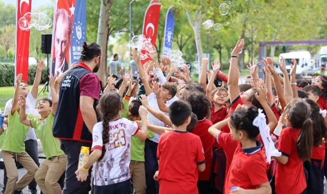 Bursa’da Çocuklar Güvenli Bisiklet Eğitimiyle Hem Eğlendi Hem Öğrendi