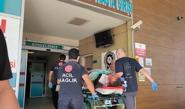 Bursa'da Kamyon ile Motosiklet Çarpıştı: 2 Ağır Yaralı