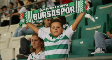 Büyükşehir ile gençlere Bursaspor sevgisi aşılanıyor
