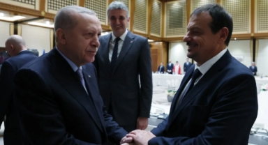 Cumhurbaşkanı Erdoğan, A Milli Erkek Basketbol Takımını Kabul Etti