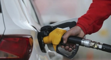 Akaryakıtta tabela güncellendi: Otogaza zam