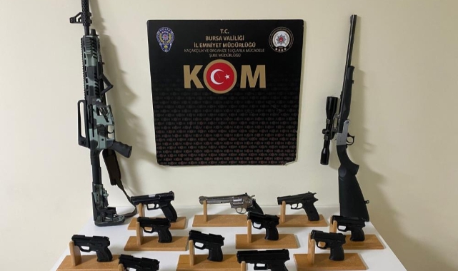 Bursa Gemlik'te Silah Operasyonu: 4 Kişi Gözaltına Alındı