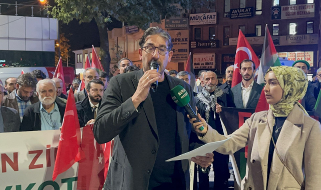 Bursa Şehreküstü Meydanı'ndan Dünyaya Seslendiler: Gazze Yalnız Değil