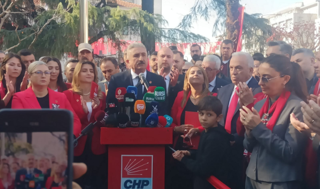 CHP Bursa İl Başkanı Nihat Yeşiltaş: “Cumhuriyet halktır, halkı yıkamazlar!”