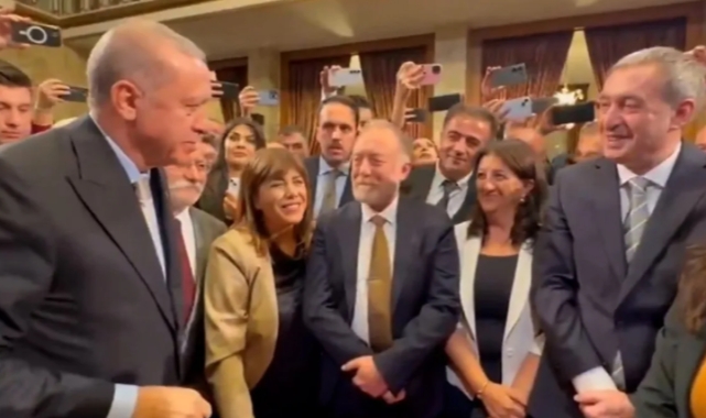 Cumhurbaşkanı Erdoğan, DEM Parti heyetinin masasını ziyaret etti
