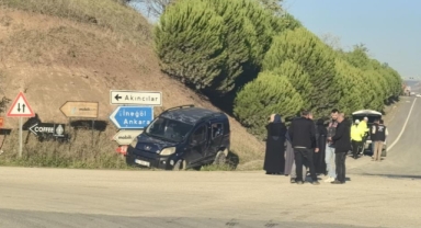 İnegöl’de Feci Kaza: Kanala Uçan Kamyonette 5 Kişi Yaralandı