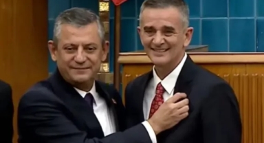 İyi Parti’den Ayrılan Ümit Dikbayır CHP’ye Katıldı
